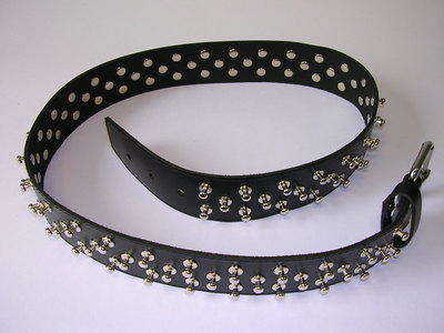 G�rtel Leder schwarz mit Nieten