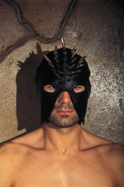 Gesichtsmaske offen schwarz mit Dornen