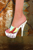 high-heels-5cm-plateau-transparent-regenbogen