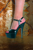 high-heels-5cm-plateau-mit-riemen-schwarz
