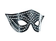 maske-mit-nieten