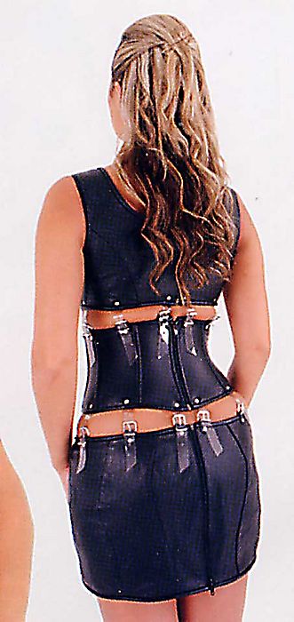 Komplett (Bluse+G�rtel+Rock)