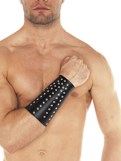 Rimba 5387518000: Armband Leder schwarz mit Nieten