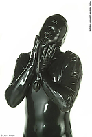 Latexmaske mit Pumpe und Innenknebel mit Reißverschluss