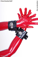 Latex Handfesseln