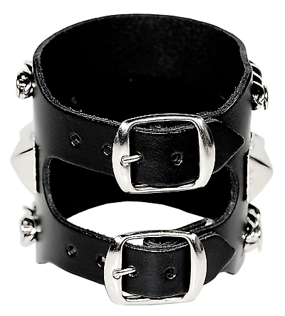 Lederarmband / 1 R. Pyramidennieten & 2 R. Ketten