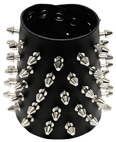 Lederarmband / 51 Killernieten