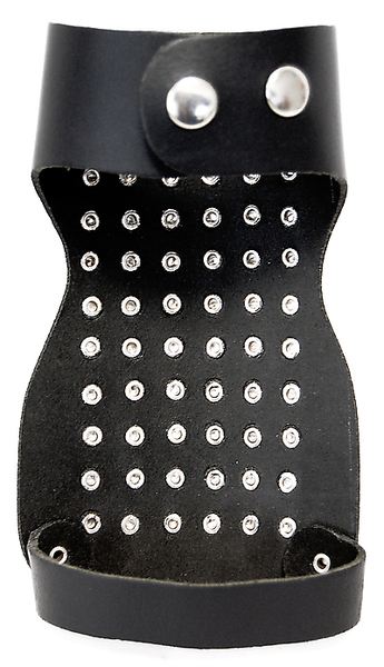 Lederarmband / 6 R. Spitznieten