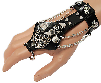 Lederarmband / Totenköpfe