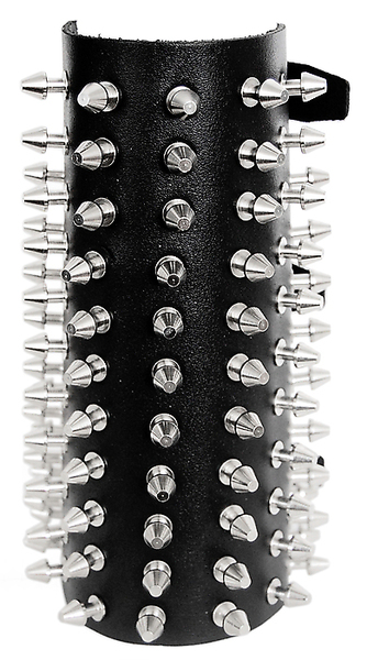 Lederarmband / 81 Killernieten