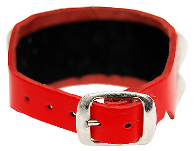Lederarmband / Rot 2 R. Pyramidennieten
