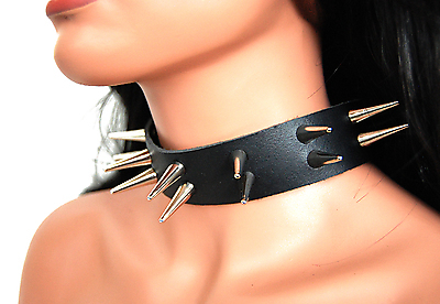 Lederhalsband / 2-reigig 3cm Conenieten