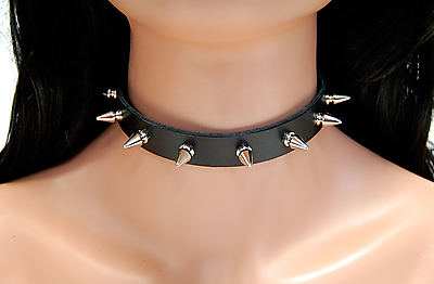 Lederhalsband / Killernieten