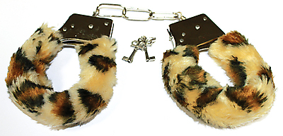 Handschellen mit Leo-Plüsch