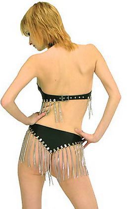 Minirock aus Nappaleder mit Ketten verziert