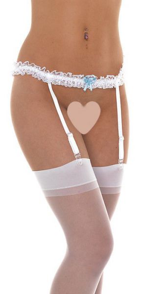 Strapsgürtel mit Strümpfen weiß