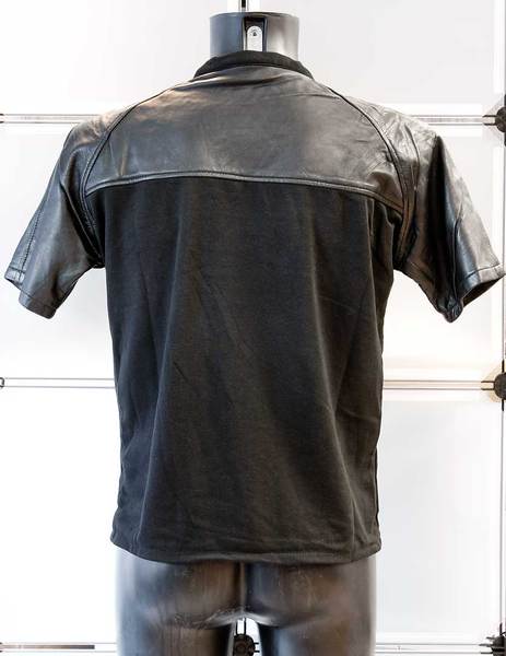 T-Shirt mit Ledereinsatz