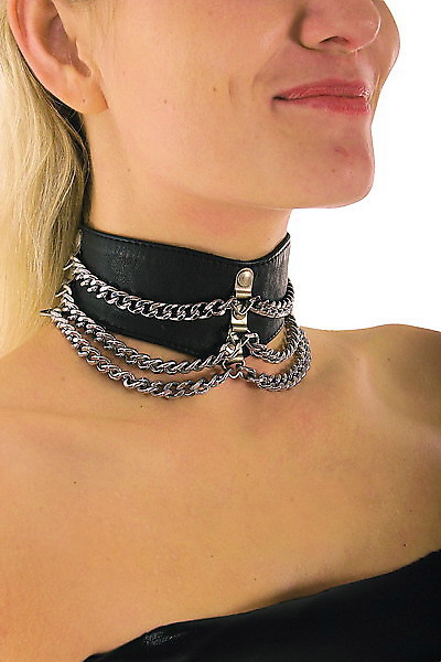 Halsband mit Kette