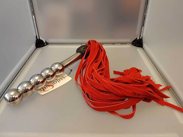 Wildleder Flogger Rote Schönheit