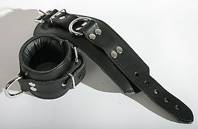 Mittelbreite gepolsterte Leder Handfesseln