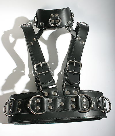 Damen-Harness mit Halskrause