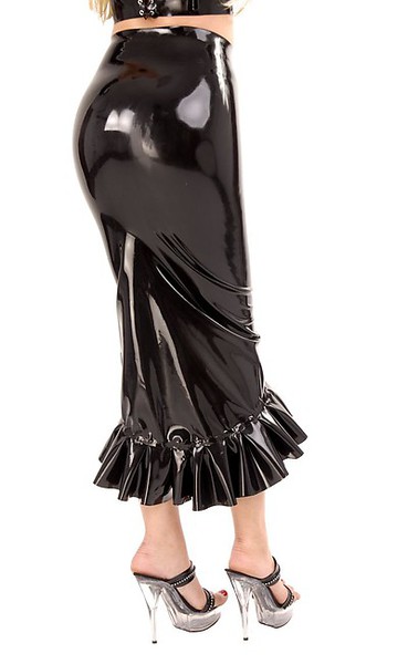 Latex-Rock lang gerüscht