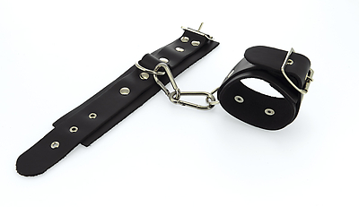 Verstellbare Leder Fußfesseln schwarz mit Karabinerhaken