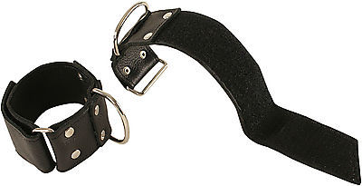 Extra dünne Handfesseln aus Leder schwarz Ledapol LE5483_3