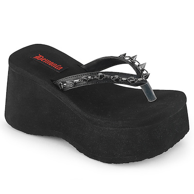 Gothic Nieten Sandale