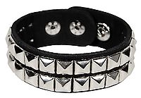Kunstlederarmband - 2 R. Pyramidennieten