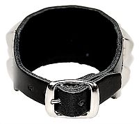 Lederarmband / 2 R. Pyramidennieten