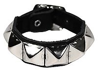 Lederarmband / 1 R. Pyramidennieten