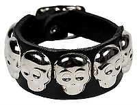 Lederarmband / 1 R. Totenkopfnieten