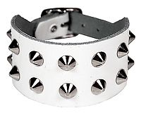 Lederarmband / Weiß 2 R. Spitznieten
