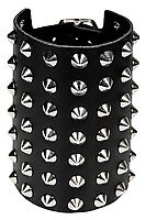 Lederarmband / 7 R. Spitznieten