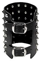 Lederarmband / 7 R. Spitznieten