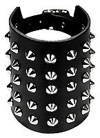 Lederarmband / 5 R. Spitznieten