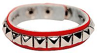 Kunstlederarmband / Pyramidennieten Rot