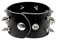 Zweireihiges Armband mit Nieten