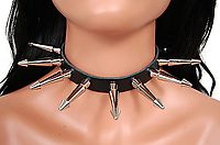 Lederhalsband / 4,5 cm Dreifache Conenieten