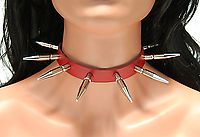 Lederhalsband / 4,5 cm Killernieten (Rot)