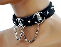 Lederhalsband - Totenköpfe, Spitznieten und Ketten