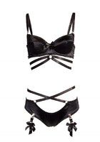 BH mit Panty und Strumpfhalter