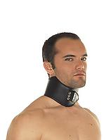 Breite Leder Halsfessel durch Schnallen verstellbar